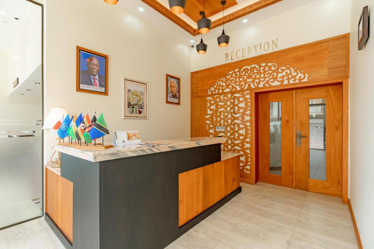 Kibo Palace Hotel מושי מראה חיצוני תמונה