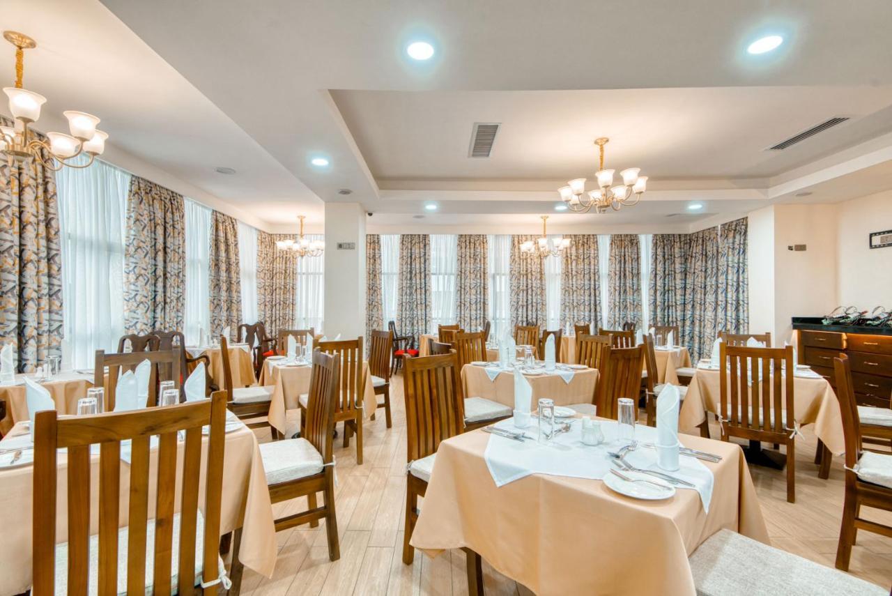 Kibo Palace Hotel מושי מראה חיצוני תמונה
